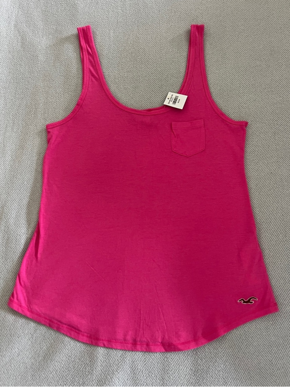NWT Hollister Hot Pink Scoop Neck Tank with Chest Pocket
